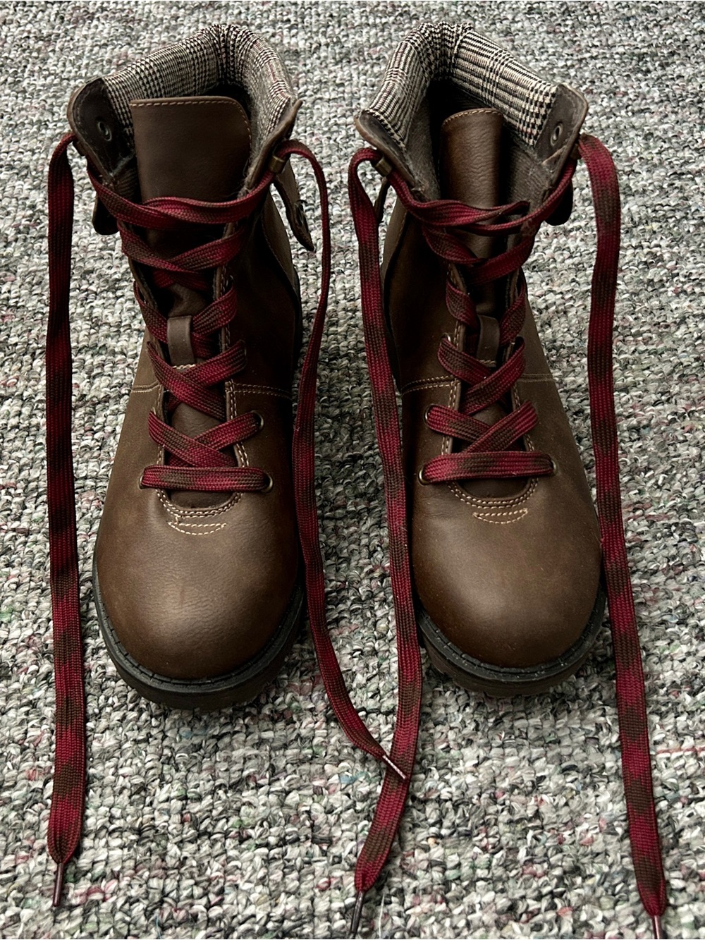 Pop Tania Laced Ankle Boots- Women’s 9
